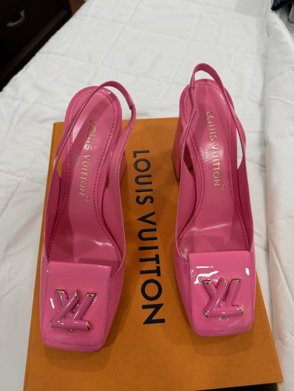 Louis Vuitton Hot Pink Patent Slingback Heels with LV Logo